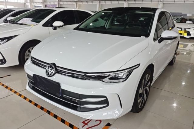 Used Volkswagen Golf 2025 300TSI Pro