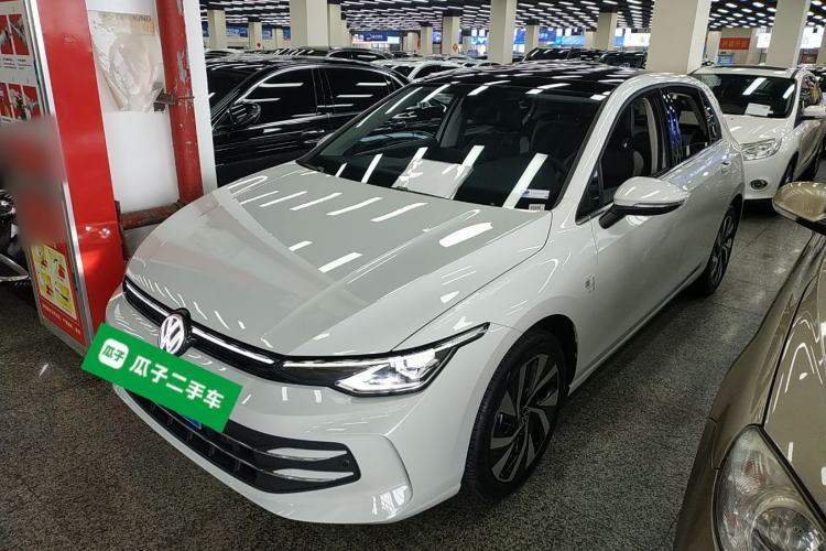 Used Volkswagen Golf 2025 Facelifted 300TSI Pro Guazi used car, China used car export, Used car for sale, Used cars, Cheapest cars for sale