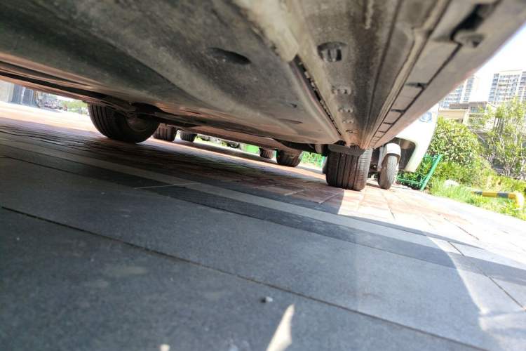 Used Volkswagen Golf 2025 300TSI R-Line Chassis Front Left