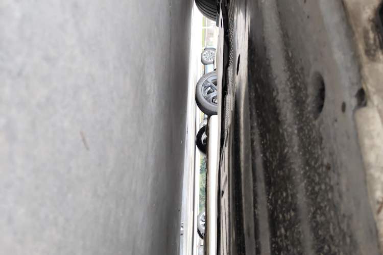 Used Volkswagen Golf 2025 Facelifted 300TSI Pro Chassis Front Right