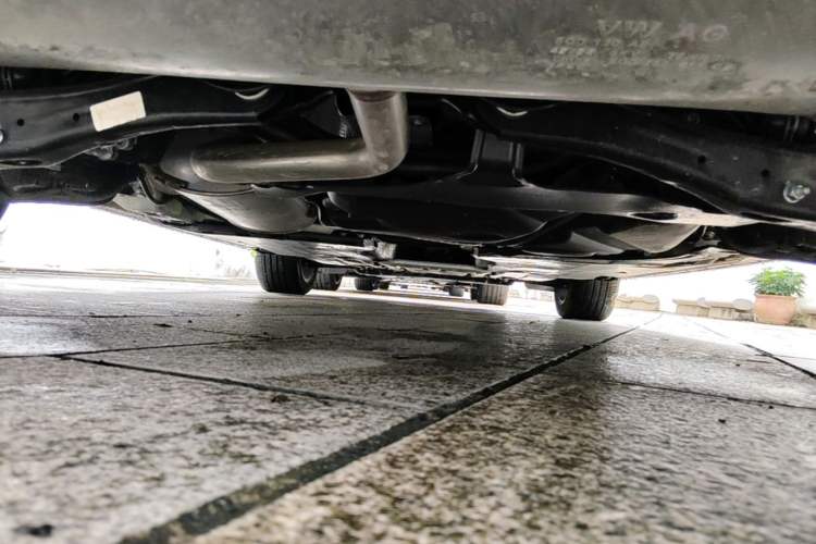 Used Volkswagen Golf 2025 300TSI R-Line Chassis Rear