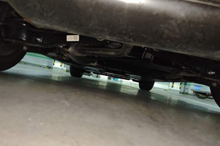Used Volkswagen Golf 2025 Facelift 300TSI R-Line Chassis Rear