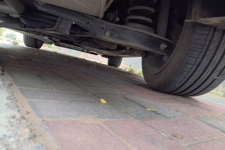 Used Volkswagen Golf 2025 300TSI R-Line Chassis Rear Right