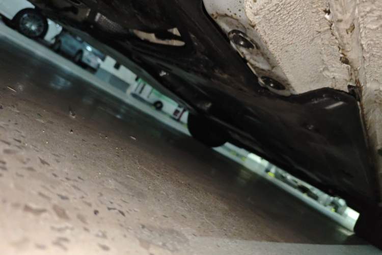 Used Volkswagen Golf 2025 Facelift 300TSI R-Line Chassis Rear Right