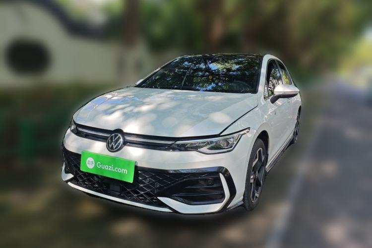 Used Volkswagen Golf 2025 Facelifted II 300TSI R-Line Guazi used car, China used car export, Used car for sale, Used  cars, Cheapest cars for sale