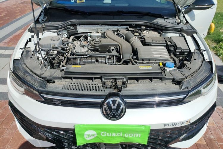 Used Volkswagen Golf 2025 300TSI R-Line Engine Bay