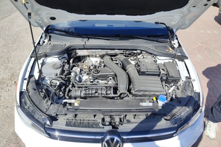 Used Volkswagen Golf 2025 Facelifted 300TSI Pro Engine Bay