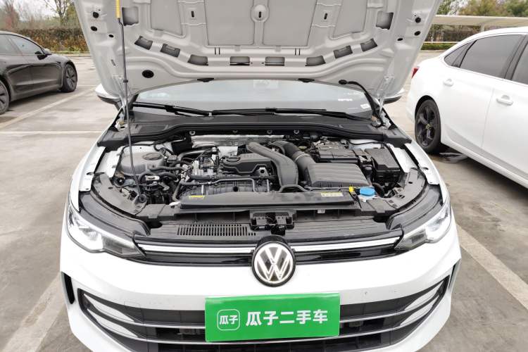 Used Volkswagen Golf 2025 Facelifted 300TSI Pro Engine Bay