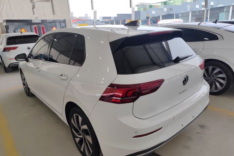 Used Volkswagen Golf 2025 Facelifted 300TSI Pro Exterior 2