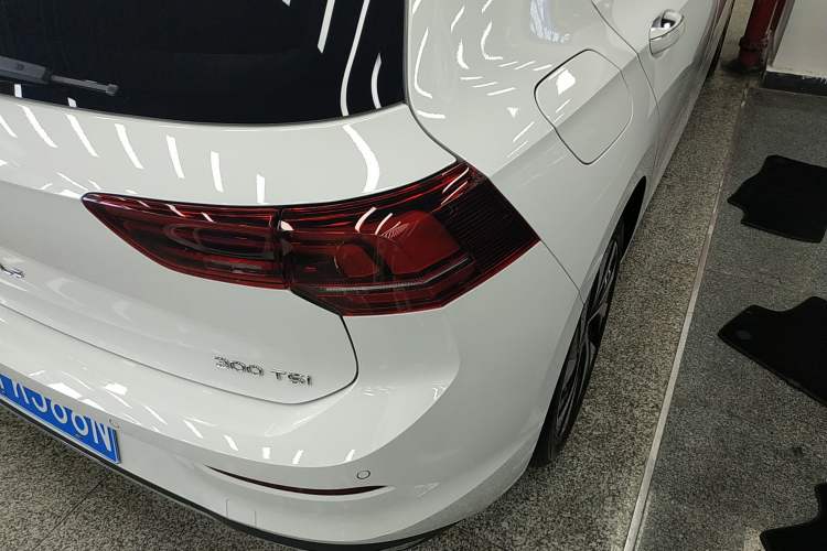 Used Volkswagen Golf 2025 Facelifted 300TSI Pro Exterior 3