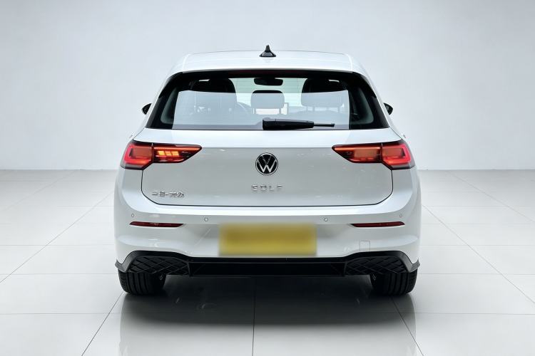 Used Volkswagen Golf 2025 300TSI R-Line Exterior 6