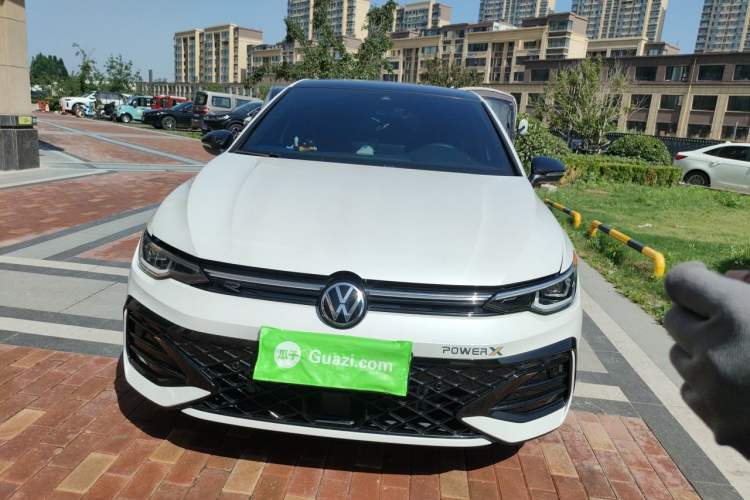Used Volkswagen Golf 2025 300TSI R-Line Front