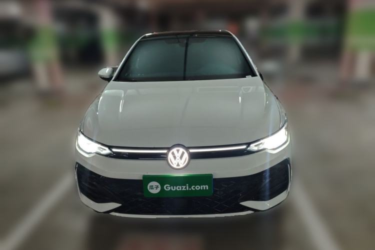 Used Volkswagen Golf 2025 Facelift 300TSI R-Line Front