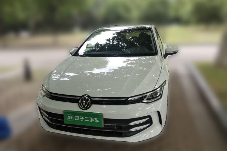 Used Volkswagen Golf 2025 Facelifted 300TSI Pro Front