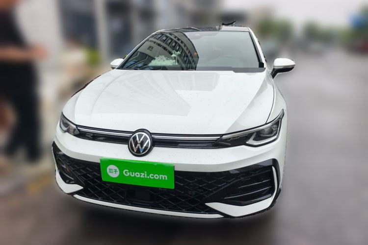 Used Volkswagen Golf 2025 300TSI R-Line Front