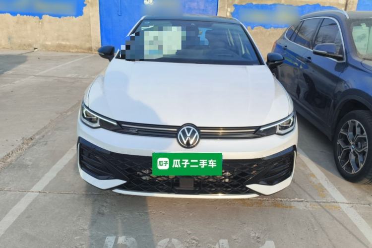 Used Volkswagen Golf 2025 300TSI R-Line Front