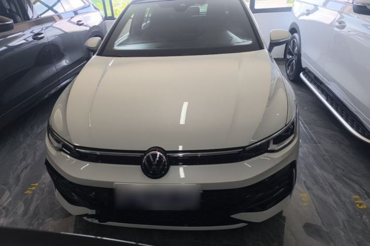 Used Volkswagen Golf 2025 300TSI R-Line Front