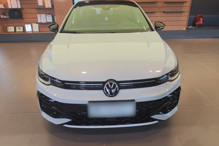 Used Volkswagen Golf 2025 300TSI R-Line Front