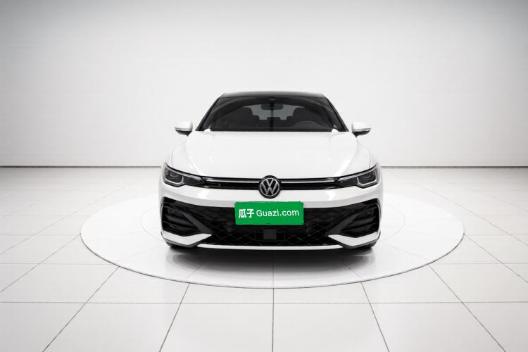Used Volkswagen Golf 2025 300TSI R-Line Front