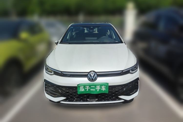 Used Volkswagen Golf 2025 300TSI R-Line Front