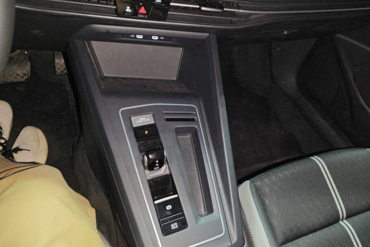 Used Volkswagen Golf 2025 300TSI Pro Gear Lever