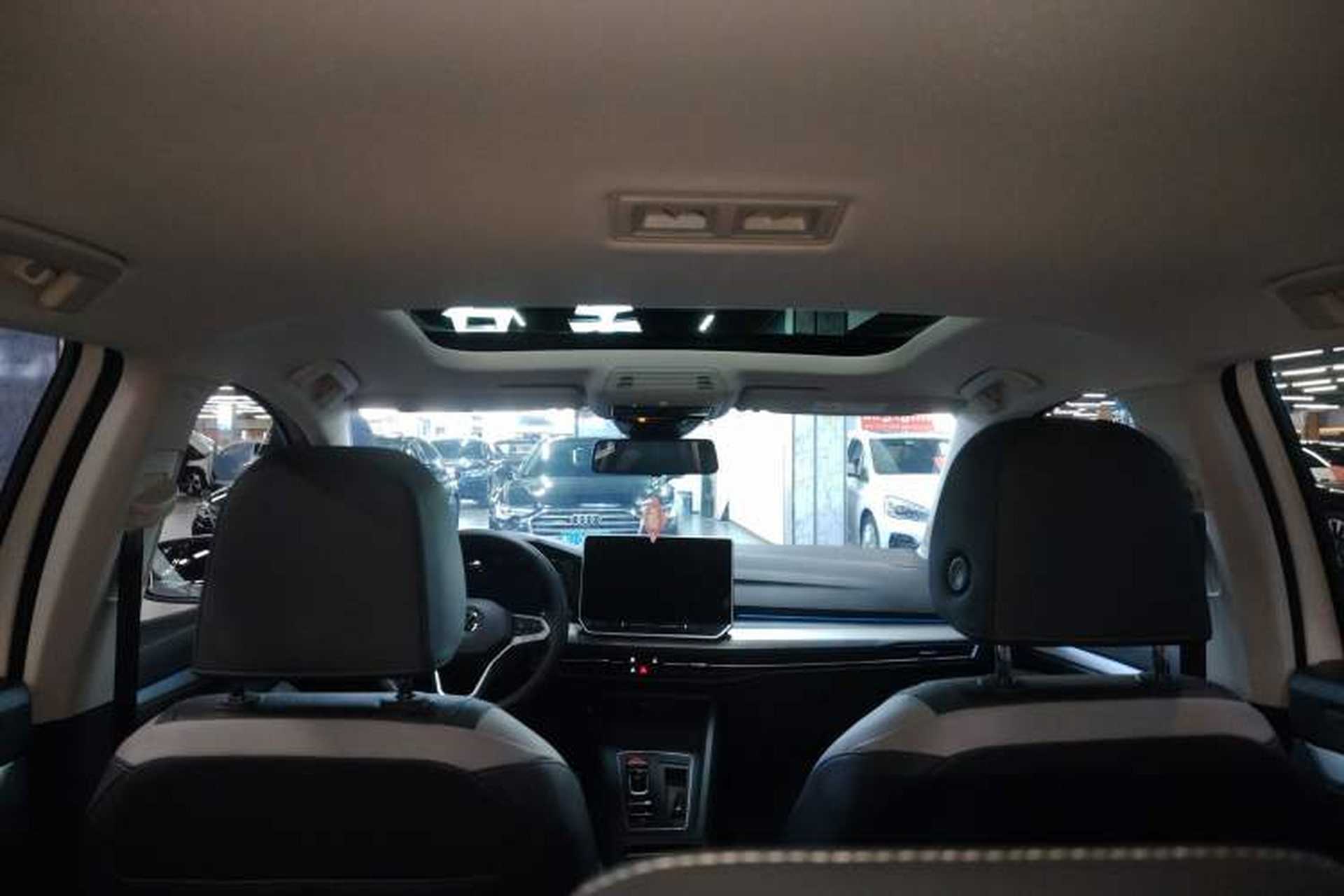 Used Volkswagen Golf 2025 300TSI Pro Headliner