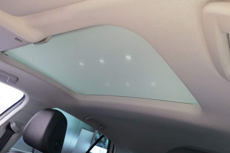 Used Volkswagen Golf 2025 300TSI Pro Headliner