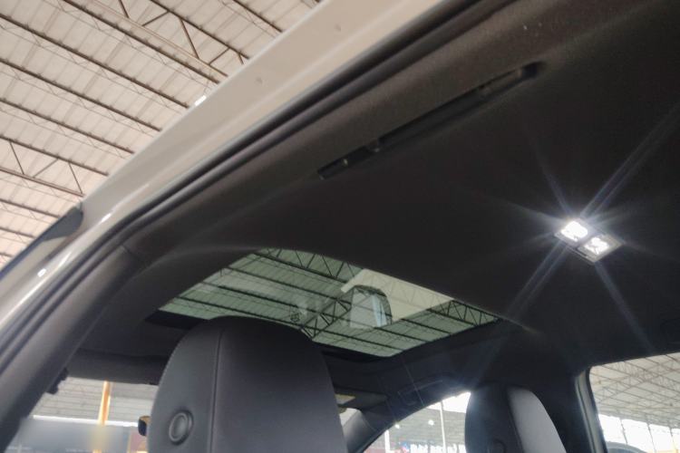 Used Volkswagen Golf 2025 300TSI R-Line Headliner