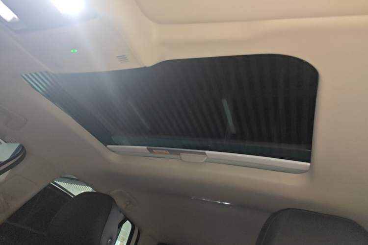 Used Volkswagen Golf 2025 300TSI Pro Headliner