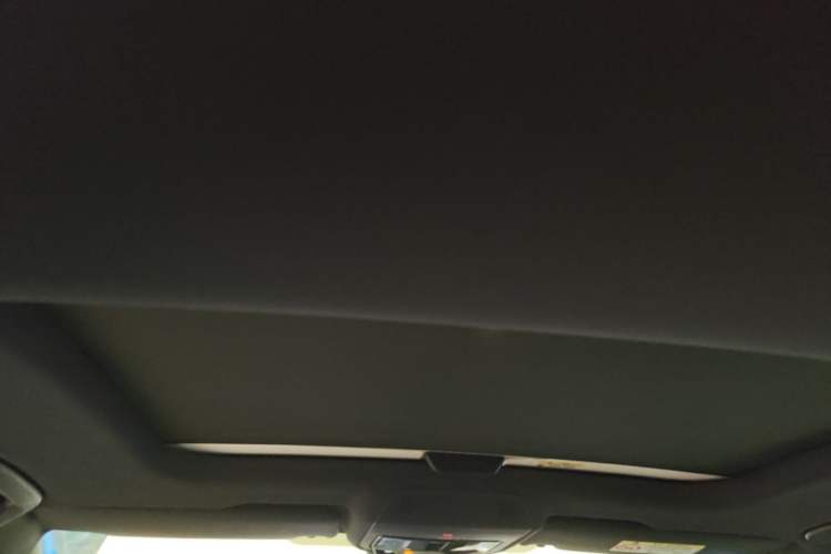 Used Volkswagen Golf 2025 300TSI R-Line Headliner