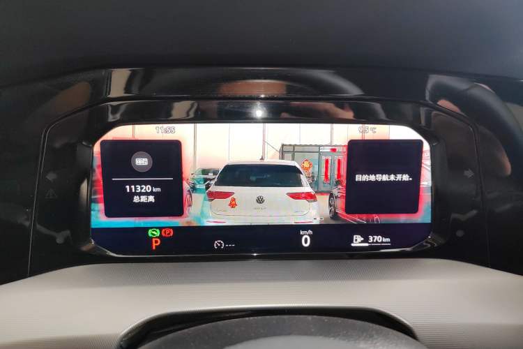 Used Volkswagen Golf 2025 Facelifted 300TSI Pro Instrument Cluster