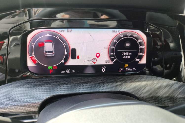 Used Volkswagen Golf 2025 300TSI R-Line Instrument Cluster
