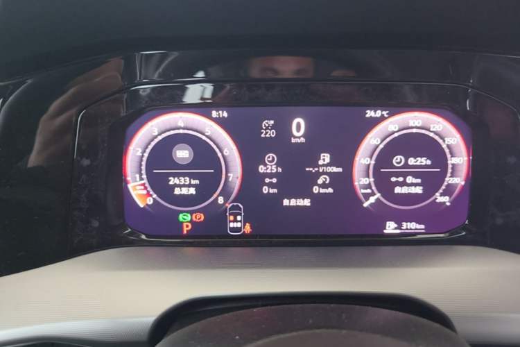 Used Volkswagen Golf 2025 Facelifted 300TSI Pro Instrument Cluster