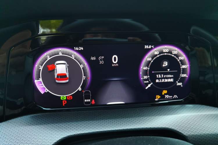 Used Volkswagen Golf 2025 300TSI R-Line Instrument Cluster