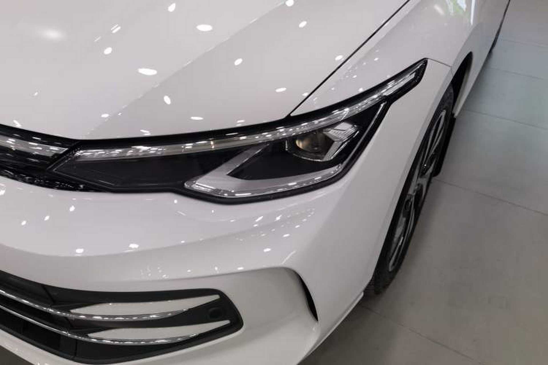 Used Volkswagen Golf 2025 300TSI Pro Left Front Headlight