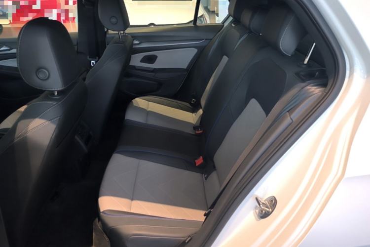 Used Volkswagen Golf 2025 300TSI R-Line Left Rear Seat