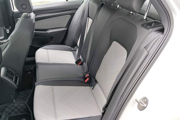 Used Volkswagen Golf 2025 300TSI R-Line Left Rear Seat