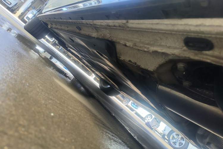 Used Volkswagen Golf 2025 300TSI R-Line Left Side Sill