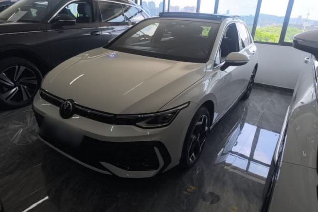 Used Volkswagen Golf 2025 300TSI R-Line
