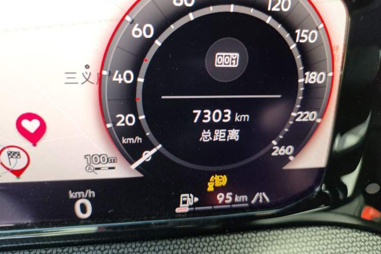 Used Volkswagen Golf 2025 300TSI R-Line Odometer Close Up