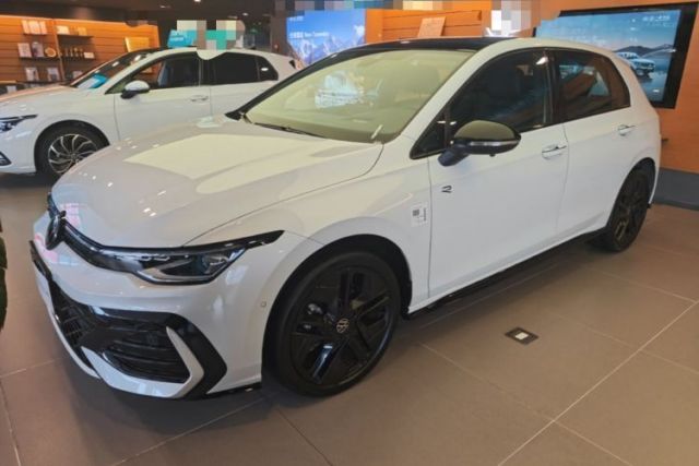Used Volkswagen Golf 2025 300TSI R-Line