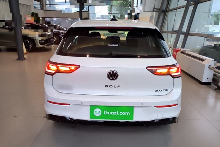 Used Volkswagen Golf 2025 300TSI R-Line Rear