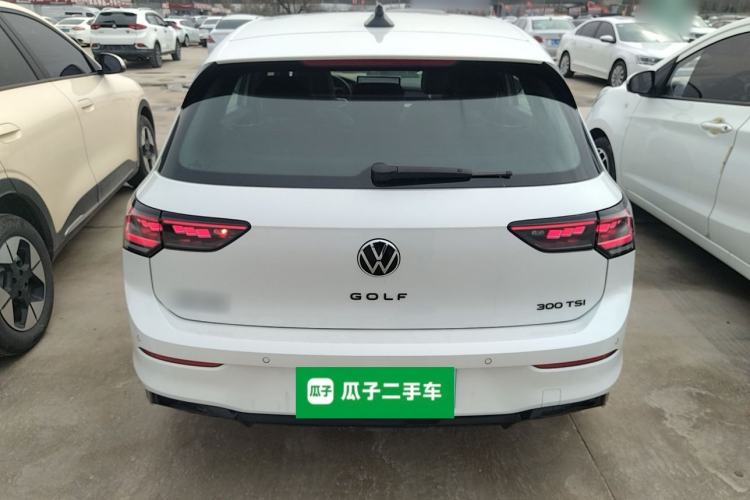 Used Volkswagen Golf 2025 300TSI R-Line Rear