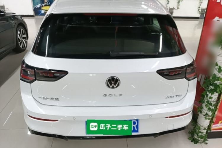 Used Volkswagen Golf 2025 300TSI R-Line Rear