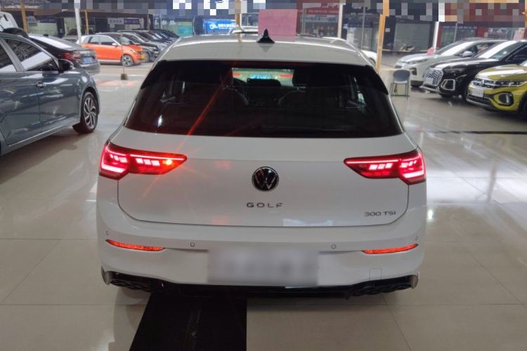 Used Volkswagen Golf 2025 300TSI R-Line Rear