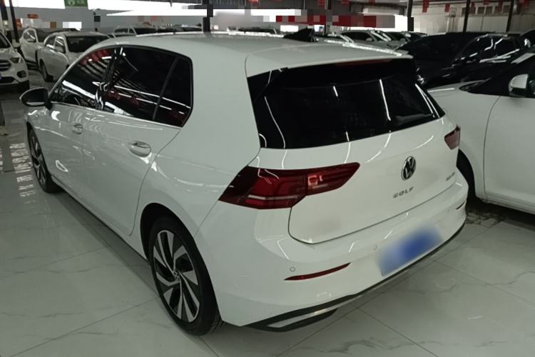 Used Volkswagen Golf 2025 300TSI Pro Rear Left 45 Deg
