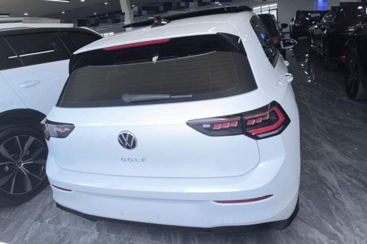 Used Volkswagen Golf 2025 300TSI R-Line Rear