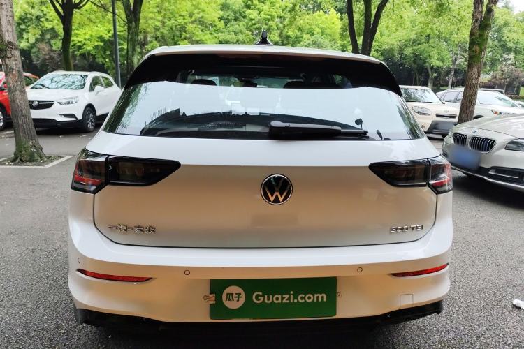 Used Volkswagen Golf 2025 300TSI R-Line Rear