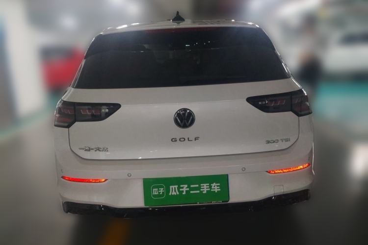Used Volkswagen Golf 2025 300TSI R-Line Rear