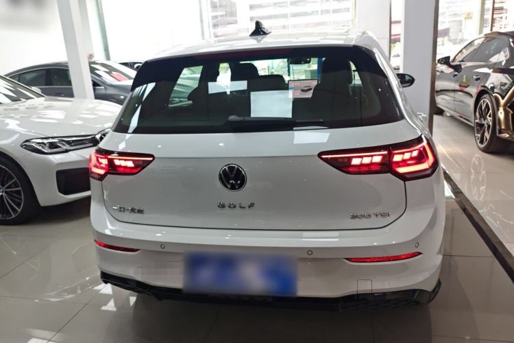 Used Volkswagen Golf 2025 300TSI R-Line Rear
